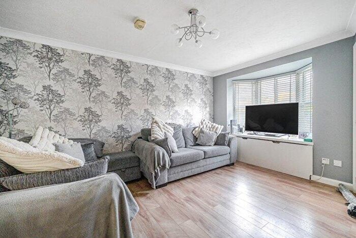 2 Bedroom Semi Detached House For Sale In Brandon Road, Fleet, Hampshire, GU52