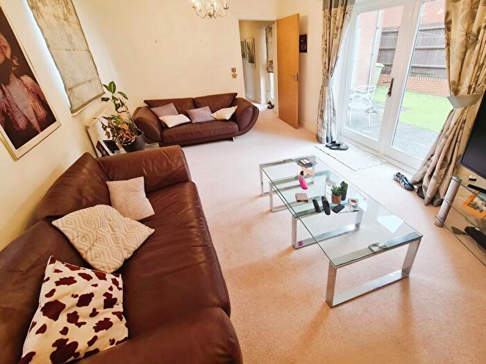 4 Bedroom Detached House For Sale In Turneys Drive, Milton Keynes, MK12