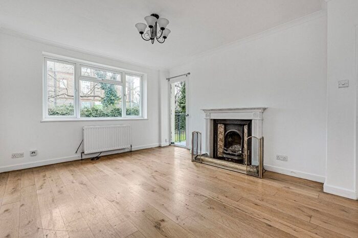 3 Bedroom Flat To Rent In Bulow Court, Pearscroft Road, SW6