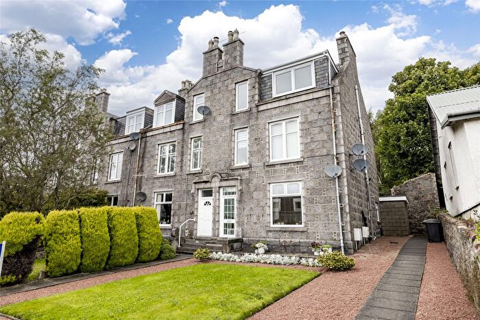 2 Bedroom Flat To Rent In A North Deeside Road, Peterculter, AB14