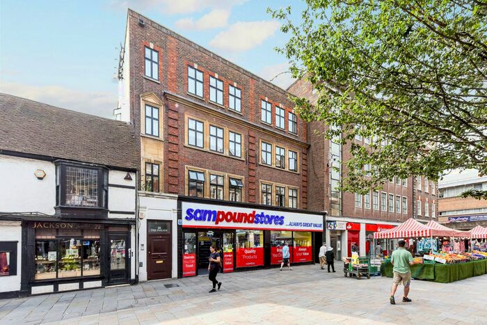 1 Bedroom Flat To Rent In - The Parade, Flat, Watford, Hertfordshire, WD17