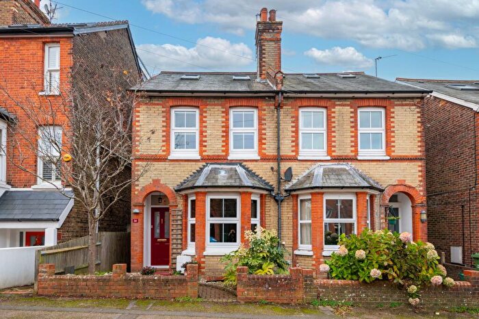 4 Bedroom Semi Detached House For Sale In Cornfield Road, Reigate, RH2