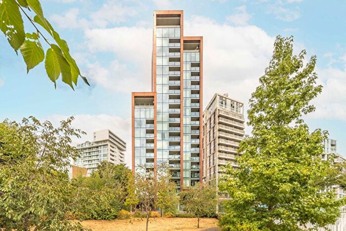 2 Bedroom Flat For Sale In Buckhold Road, Wandsworth, SW18