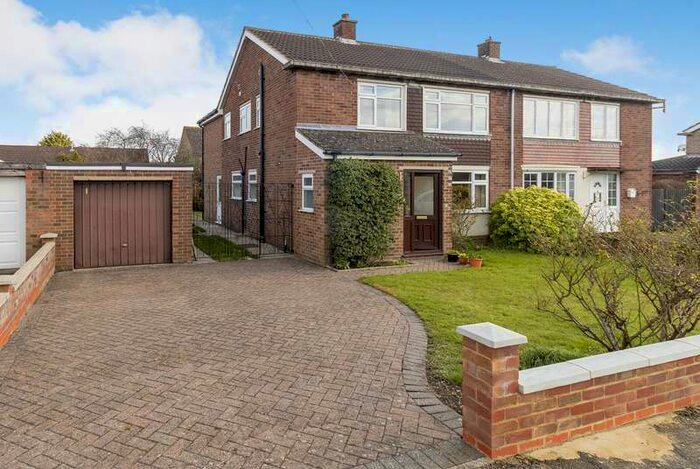 4 Bedroom Semi-Detached House To Rent In Monoux Road, Wootton, MK43