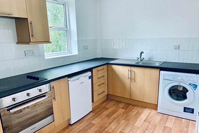 2 Bedroom Apartment To Rent In Sharrow View, Sheffield, South Yorkshire, S7
