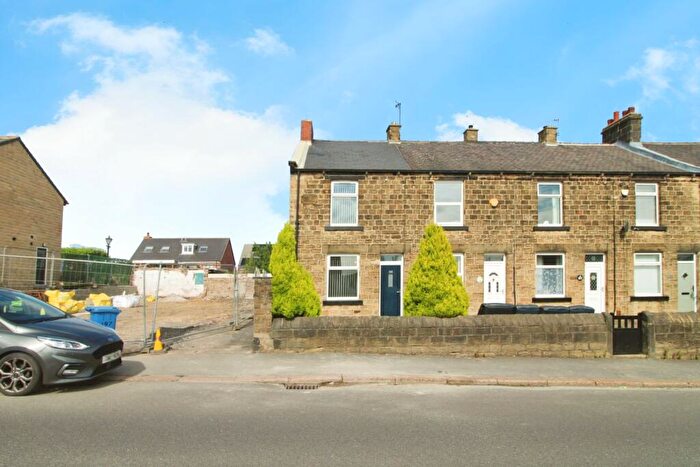 3 Bedroom End Of Terrace House To Rent In Mortomley Lane, High Green, Sheffield, South Yorkshire, S35