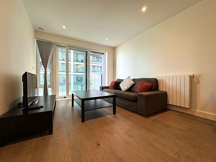 2 Bedroom Flat To Rent In Norton House, Duke Of Wellington Avenue, Woolwich, London, SE18