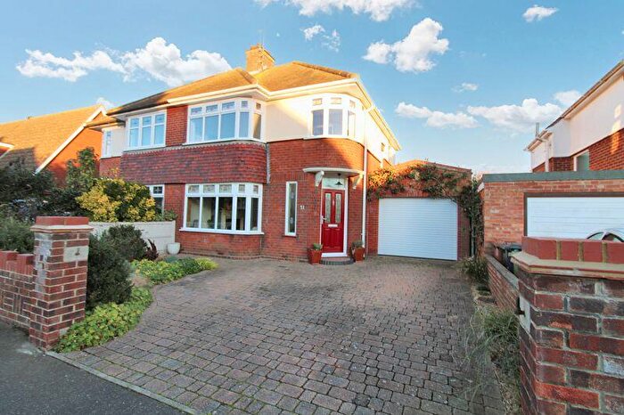 3 Bedroom Semi-Detached House For Sale In Victoria Road, Gorleston, Great Yarmouth, NR31