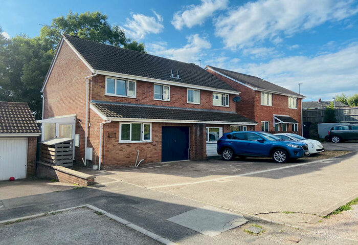 3 Bedroom Semi-Detached House To Rent In Maypole Green, Lydney, Gloucestershire, GL15