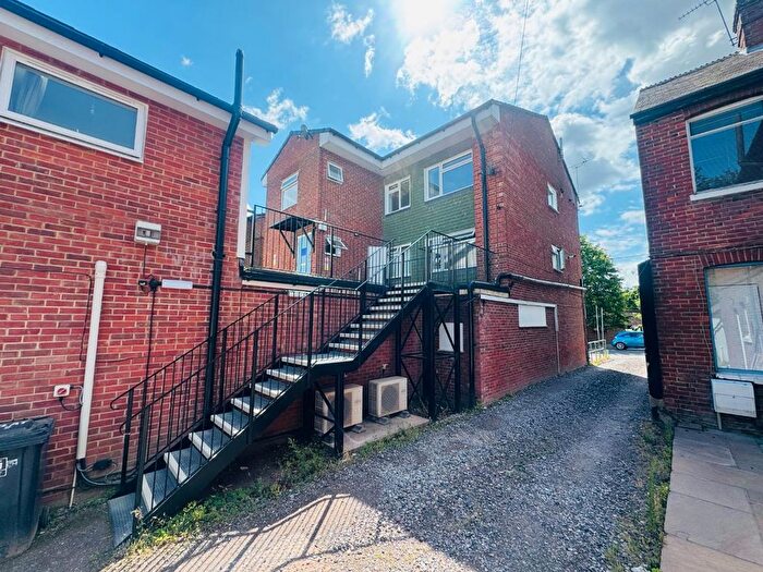 2 Bedroom Flat To Rent In Hursley Road, Chandler's Ford, Eastleigh, SO53