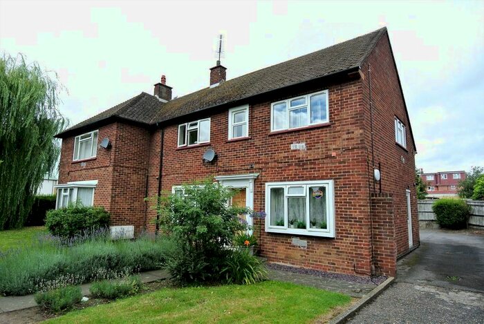 1 Bedroom Flat To Rent In Clare Road, Stanwell, Staines, TW19