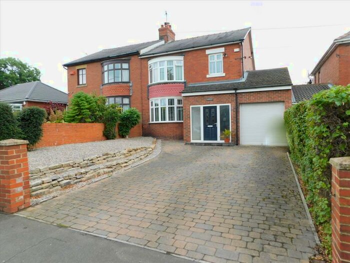 3 Bedroom Semi-Detached House To Rent In Durham Road, Houghton-Le-Spring, Durham City : Villages East Of, DH5