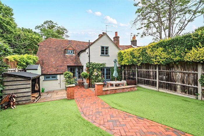 3 Bedroom Semi-Detached House For Sale In The Street, West Clandon, Surrey, GU4