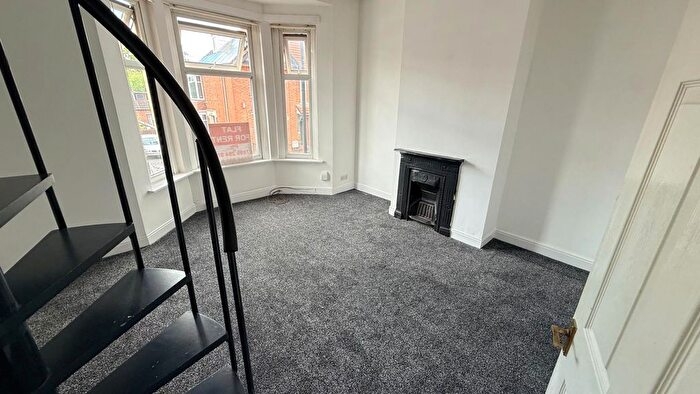 2 Bedroom Flat To Rent In Kingsway, Coventry, CV2