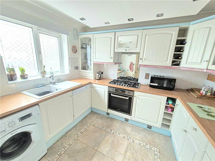 3 Bedroom Terraced House For Sale In Wagtail Way, St Mary Cray, Kent, BR5