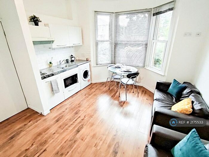 1 Bedroom Flat To Rent In Northwood, Northwood, HA6