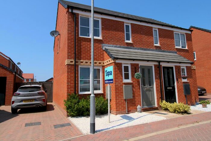 2 Bedroom Semi-Detached House For Sale In Amey Cl, Little Wratting, Haverhill, CB9