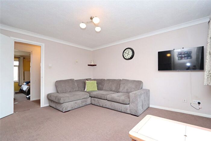 2 Bedroom Flat For Sale In North Eleventh Street, Central Milton Keynes, Milton Keynes, Bucks, MK9