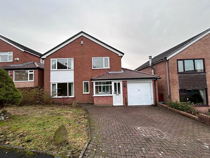 4 Bedroom Detached House To Rent In Redwood Drive, Rawtenstall, Rossendale, BB4