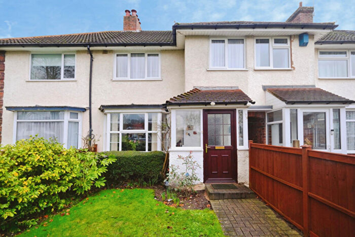 3 Bedroom Terraced House For Sale In Greenwood Avenue, Acocks Green, Birmingham, West Midlands, B27