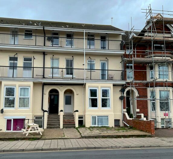 1 Bedroom Flat To Rent In South Parade, Skegness, PE25