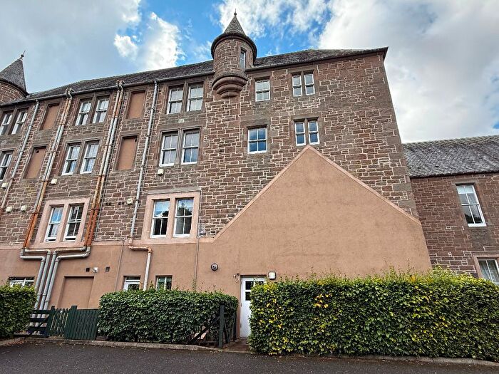 2 Bedroom Flat To Rent In North Road, Liff, Dundee, DD2