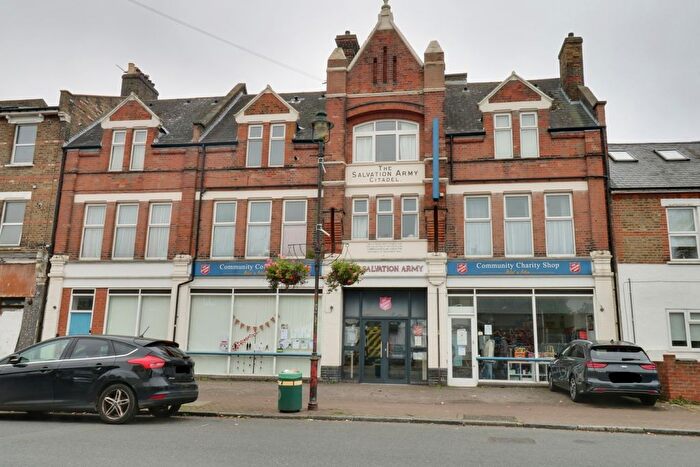 2 Bedroom Flat To Rent In Maple Road, London, SE20