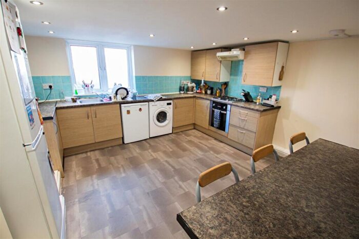 3 Bedroom Terraced House To Rent In Grimthorpe Terrace, Headingley, Leeds, LS6