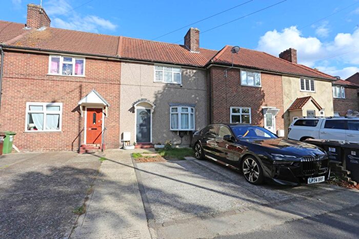 3 Bedroom Terraced House To Rent In Valence Avenue, Chadwell Heath, Dagenham, RM8