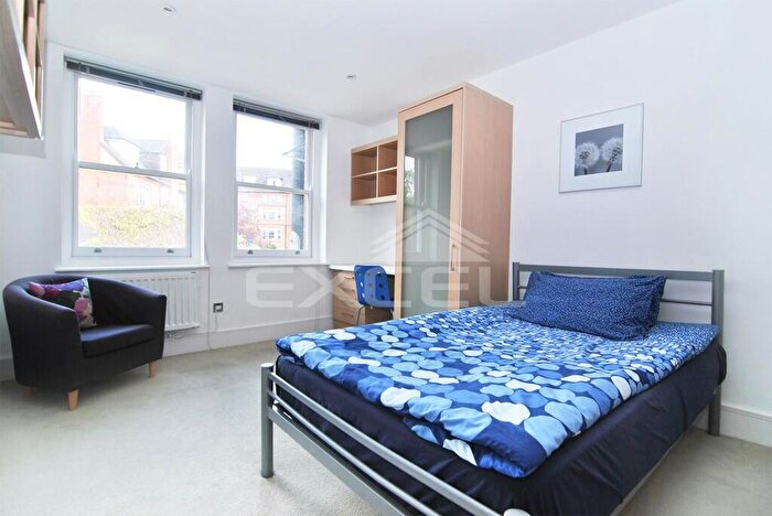 1 Bedroom Apartment To Rent In Lowfield Road, West Hampstead, London, NW6