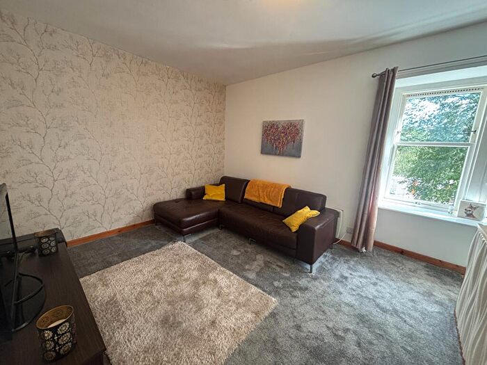1 Bedroom Flat To Rent In Lorne Buildings, Holburn, Aberdeen, AB10