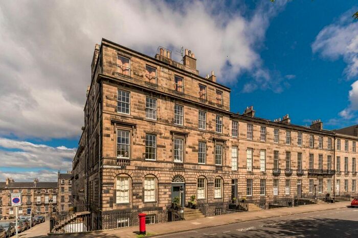 3 Bedroom Flat To Rent In Nelson Street, New Town, Edinburgh, EH3