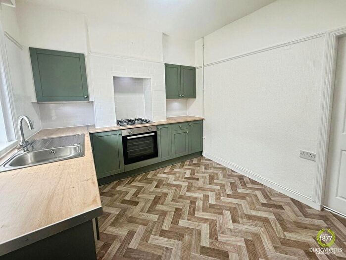 2 Bedroom Terraced House For Sale In Cross Street, Briercliffe, BB10
