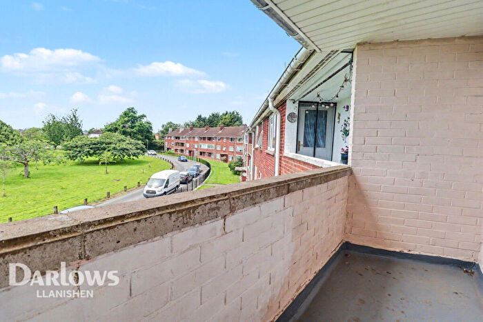 2 Bedroom Flat For Sale In Tynant, Cardiff, CF14