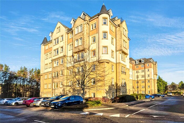 2 Bedroom Flat For Sale In Eagles View, Livingston, West Lothian, EH54