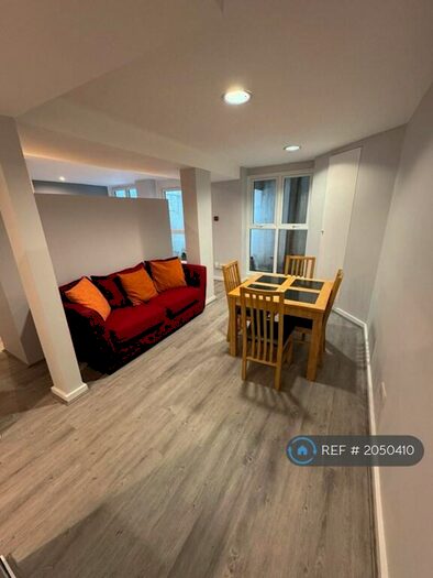 Studio To Rent In Hornsey Lane, London, N6