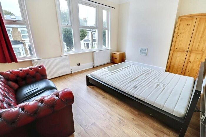 5 Bedroom House To Rent In Glenwood Road, Harringay, London, N15