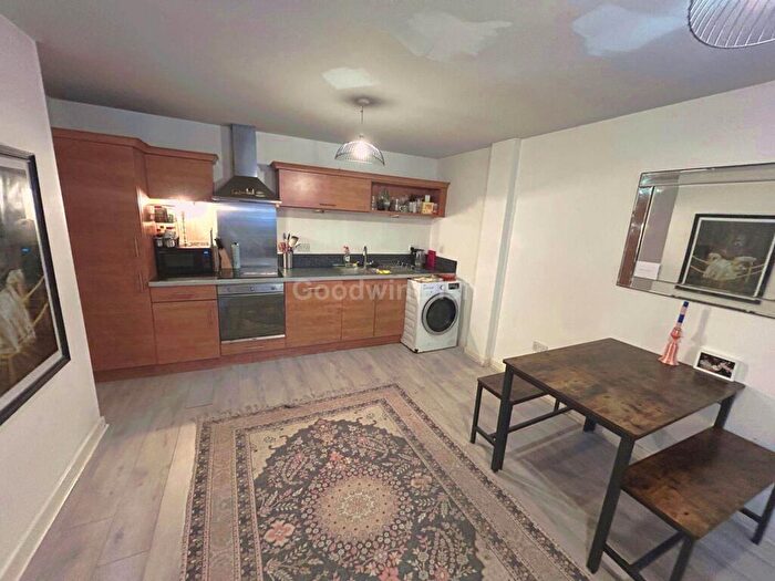 2 Bedroom Apartment To Rent In River Street, Manchester, M1