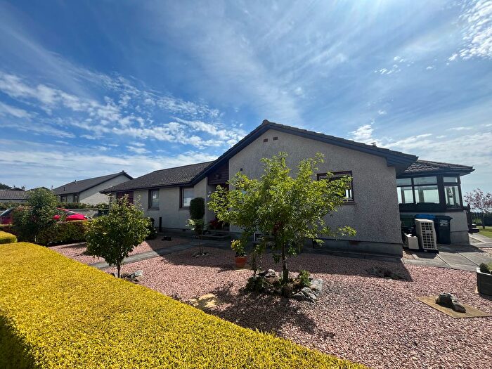 3 Bedroom Detached Bungalow For Sale In Moray View, Balintore, Tain, IV20