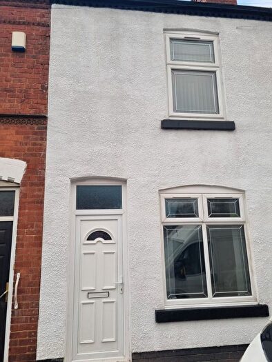 3 Bedroom Terraced House To Rent In West Bromwich Road, Walsall, WS1