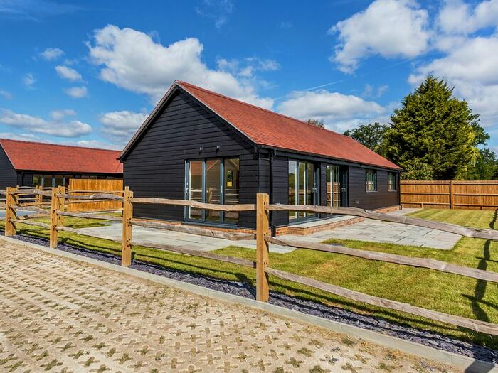 2 Bedroom Detached Bungalow To Rent In Ref: Sm - Norwood Hill Road, Norwood Hill, RH6