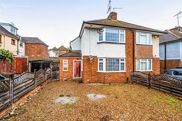 2 Bedroom Semi-Detached House For Sale In Shelley Road, Maidstone, ME16
