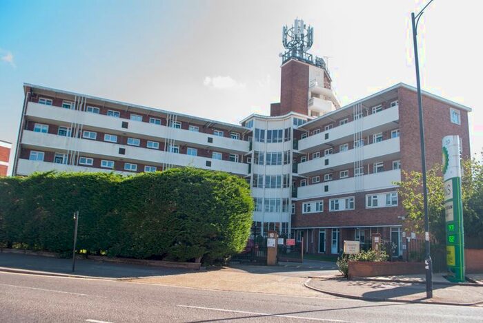 1 Bedroom Flat To Rent In London Road, Westcliff-On-Sea, SS0