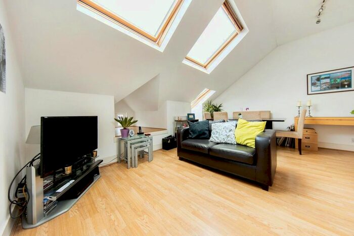 1 Bedroom Flat To Rent In Killyon Road, London, SW8