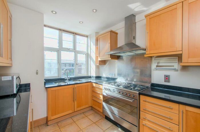 4 Bedroom Flat To Rent In Northways, Swiss Cottage, London, NW3