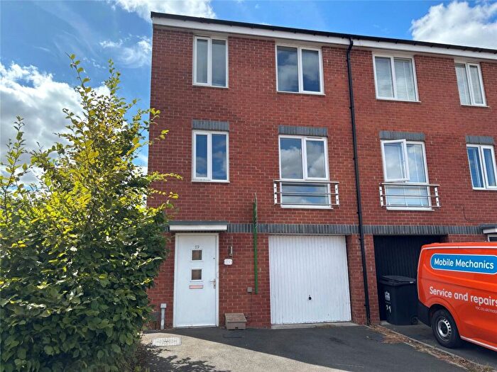 4 Bedroom Semi-Detached House For Sale In Baldwin Lane, Darlington, Durham, DL1