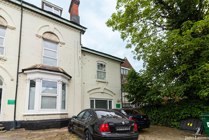 3 Bedroom Apartment For Sale In Handsworth Wood Road, Birmingham, B20