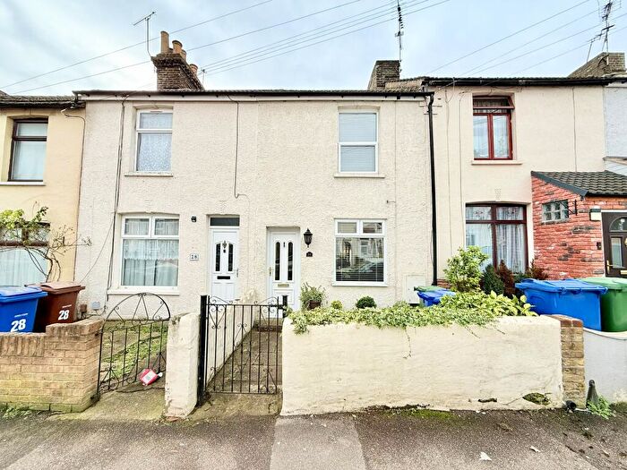 3 Bedroom Terraced House For Sale In Elm Road, Grays, RM17