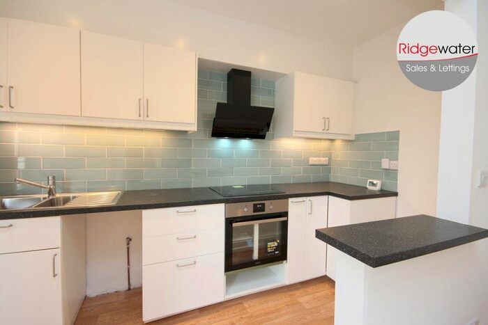 3 Bedroom Terraced House To Rent In Langs Road, Paignton, TQ3