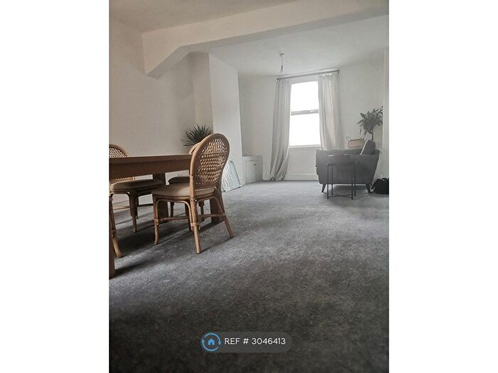 2 Bedroom Terraced House To Rent In Uppingham Street, Northampton, NN1